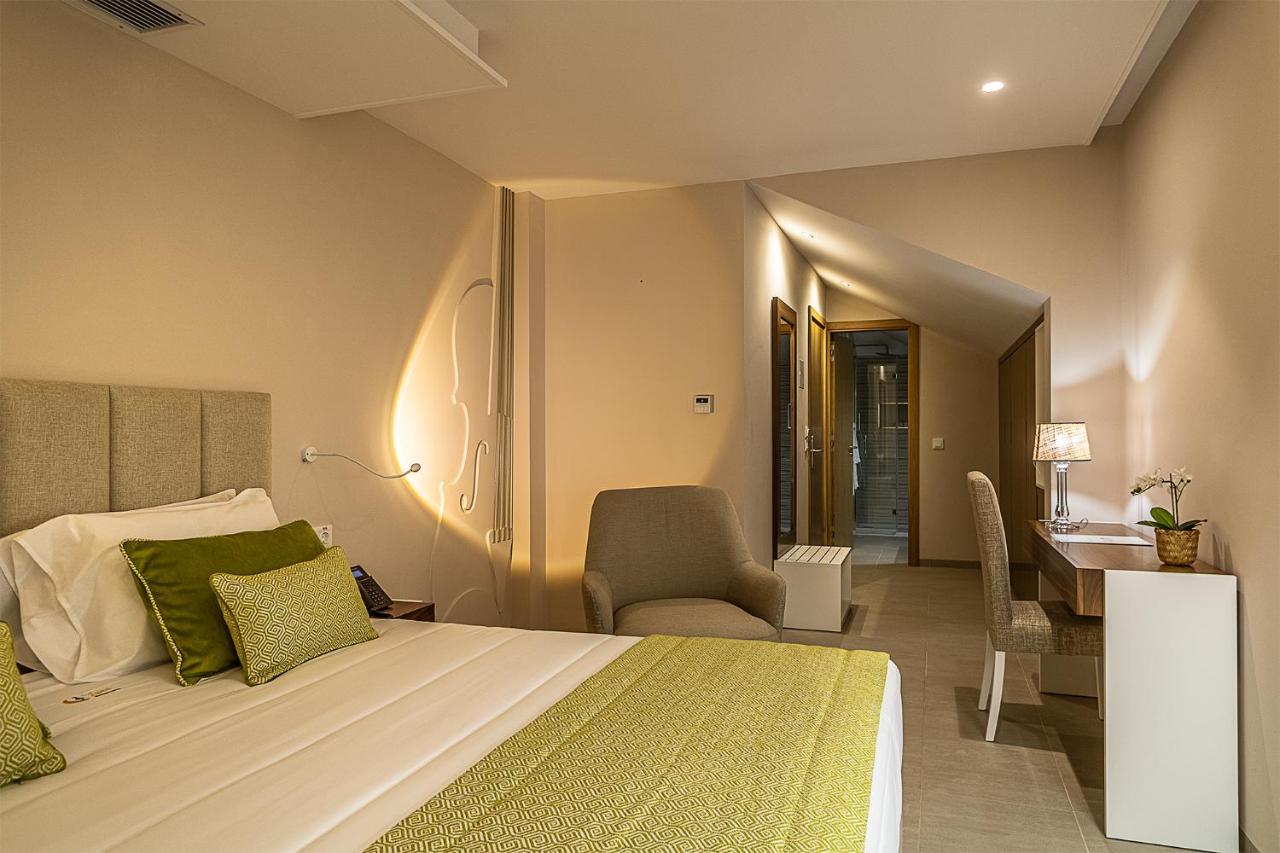 Luna Boutique Hotel Mindelo Buitenkant foto